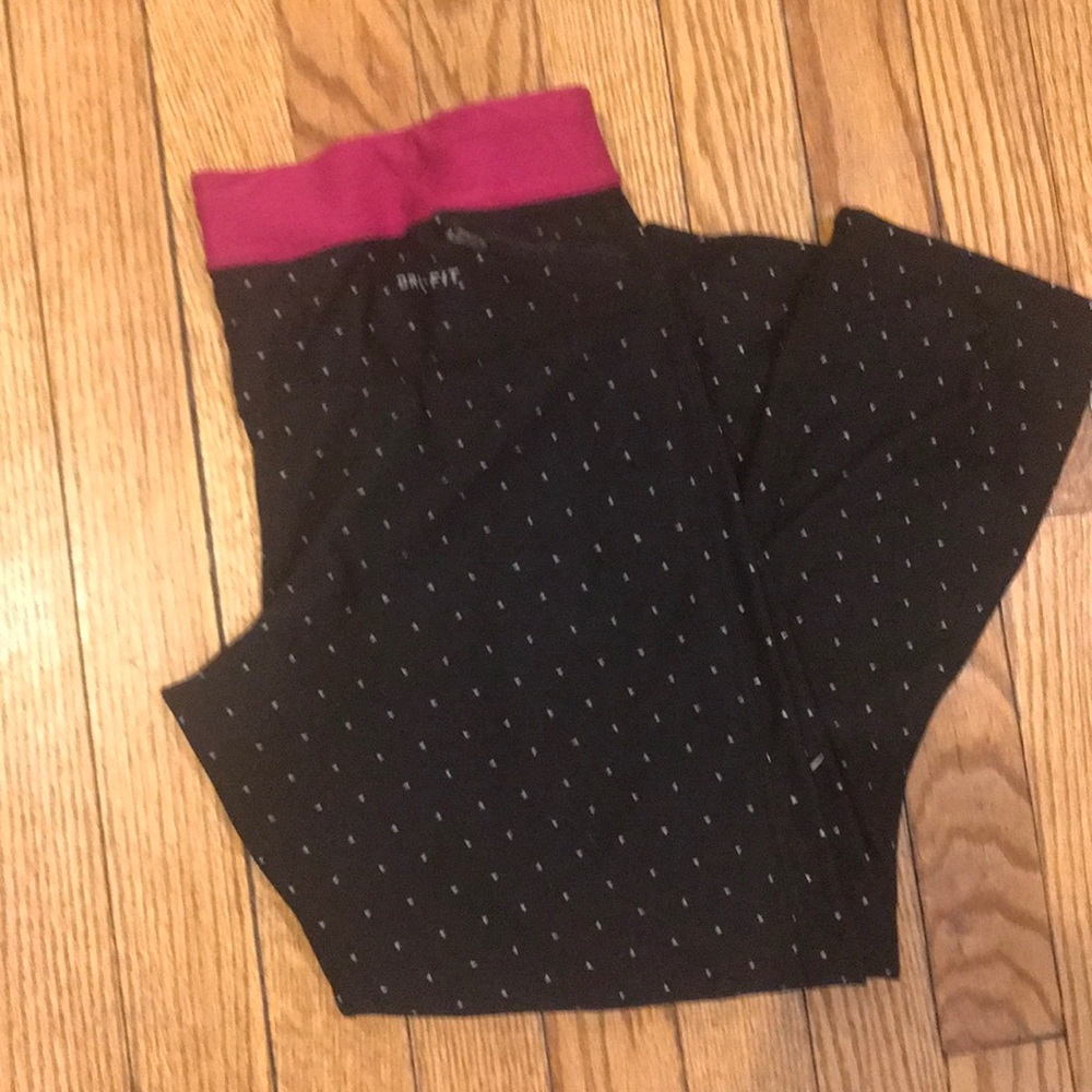 Nike Dri-Fit Capri Pants